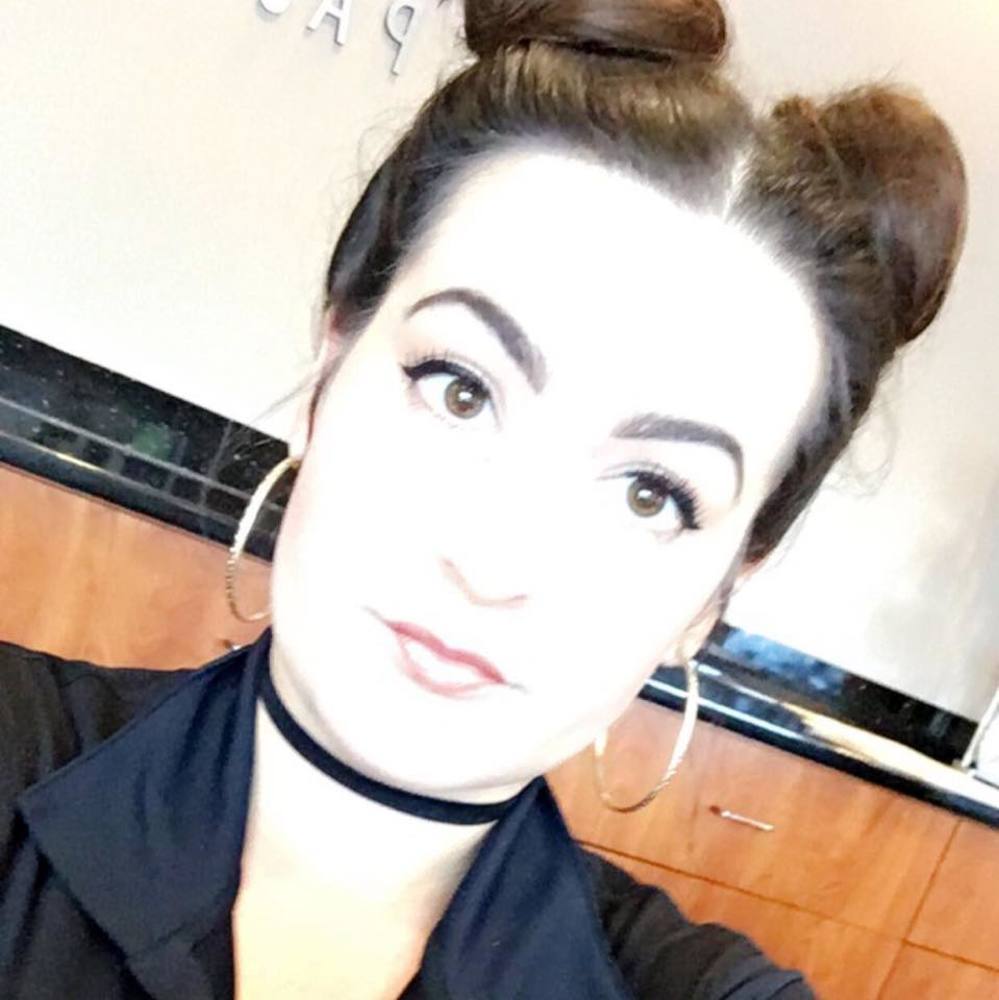 Meet your Posher, Leah